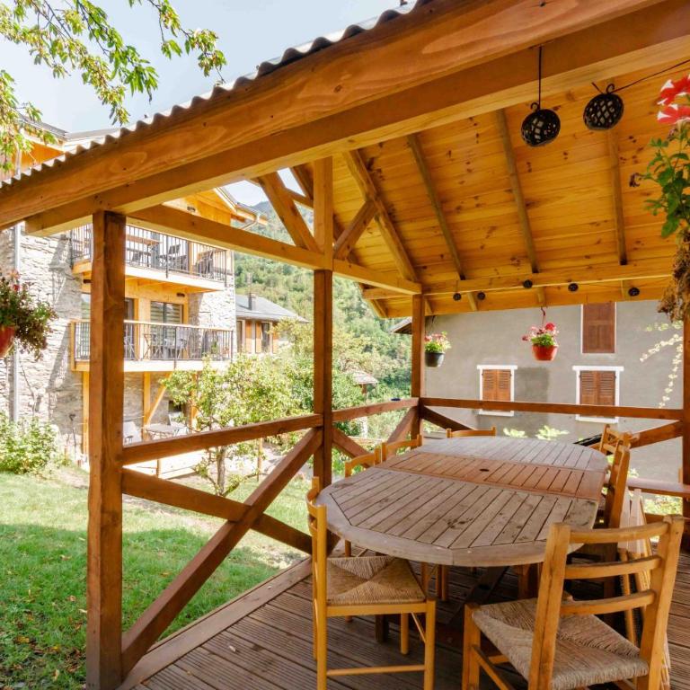 Chalet Agréable 3 étoiles app 4 - Superior Apartment mit Balkon - 17