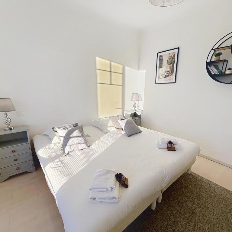Cannes 3 BR 3 bath close to Palais & Croisette by Olam Properties - Appartement 3 Chambres - 11