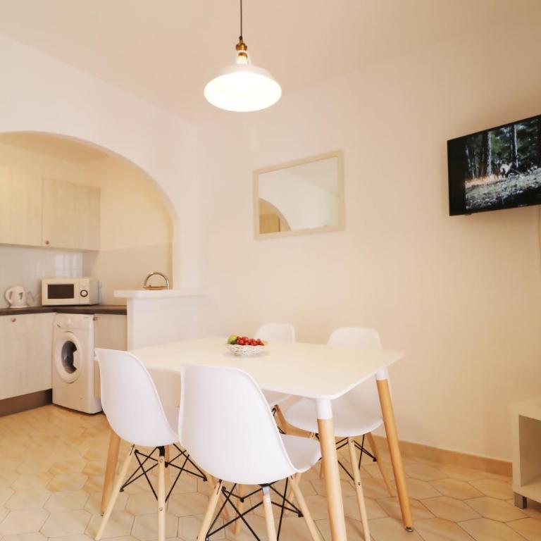 Apartamento Girasol – Terraza y piscina Son Bou - Apartamento de 2 dormitorios - 2