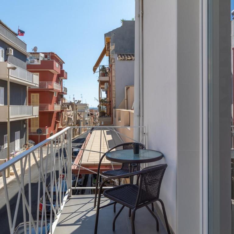 Appartamento Luna - Two-Bedroom House - 9