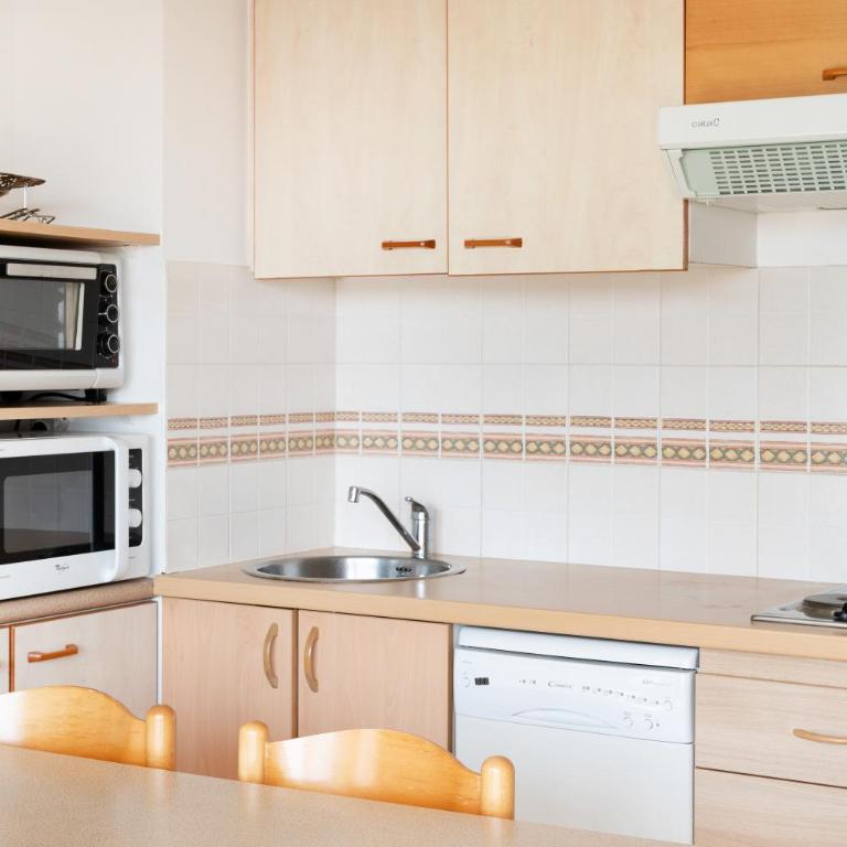Appartement La Coline Bleue - Appartement 1 Chambre avec Jardin - 7