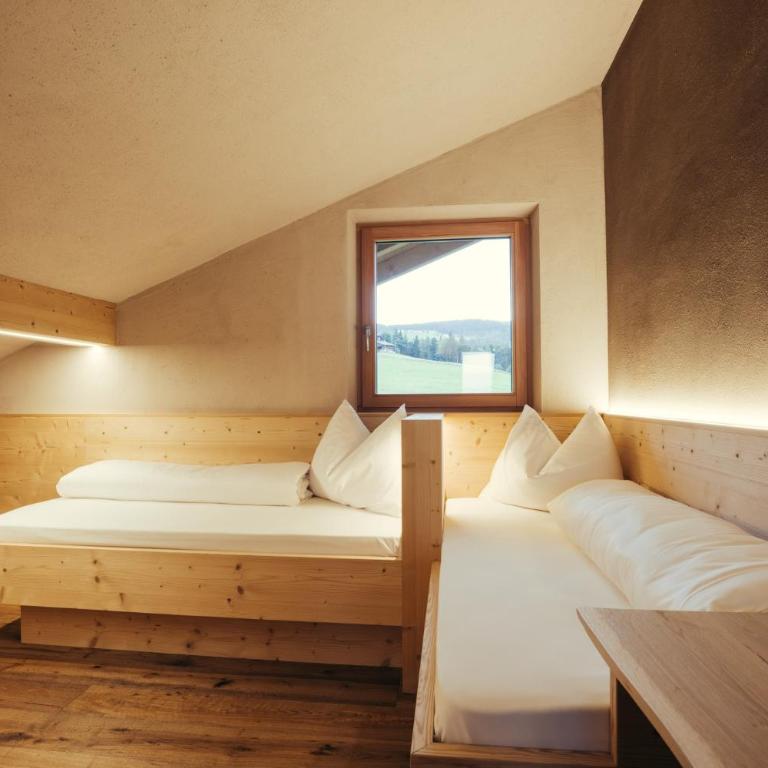 Obertimpflerhof Wohnung Lola - Two-Bedroom Deluxe Apartment with Garden View - 4
