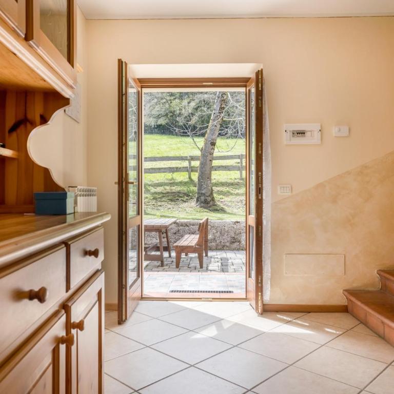 Agriturismo Val d' Egoi 1 - Appartamento Deluxe con 2 Camere da Letto e Vista Giardino - 11