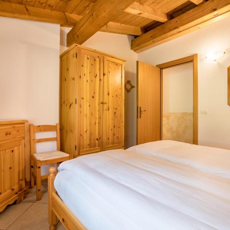 Agriturismo Val d' Egoi 1 - Appartamento Deluxe con 2 Camere da Letto e Vista Giardino - 3