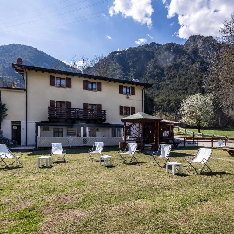 Agriturismo Val d' Egoi 1 - Appartamento Deluxe con 2 Camere da Letto e Vista Giardino - 1