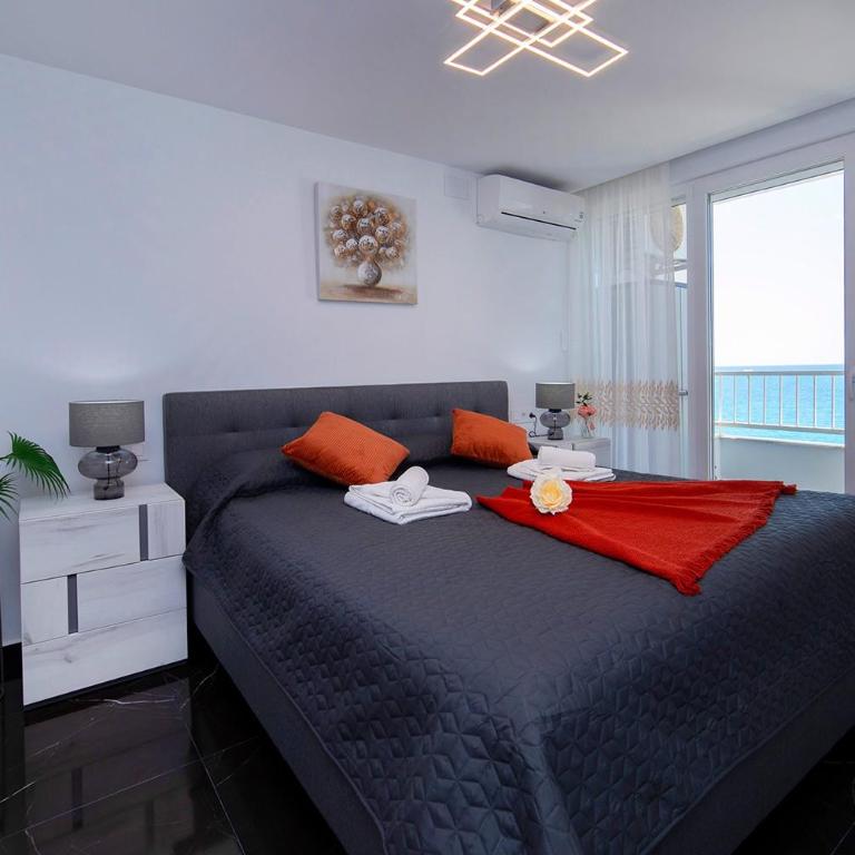 La Reina - Two-Bedroom Deluxe Apartment with Ocean View - 8