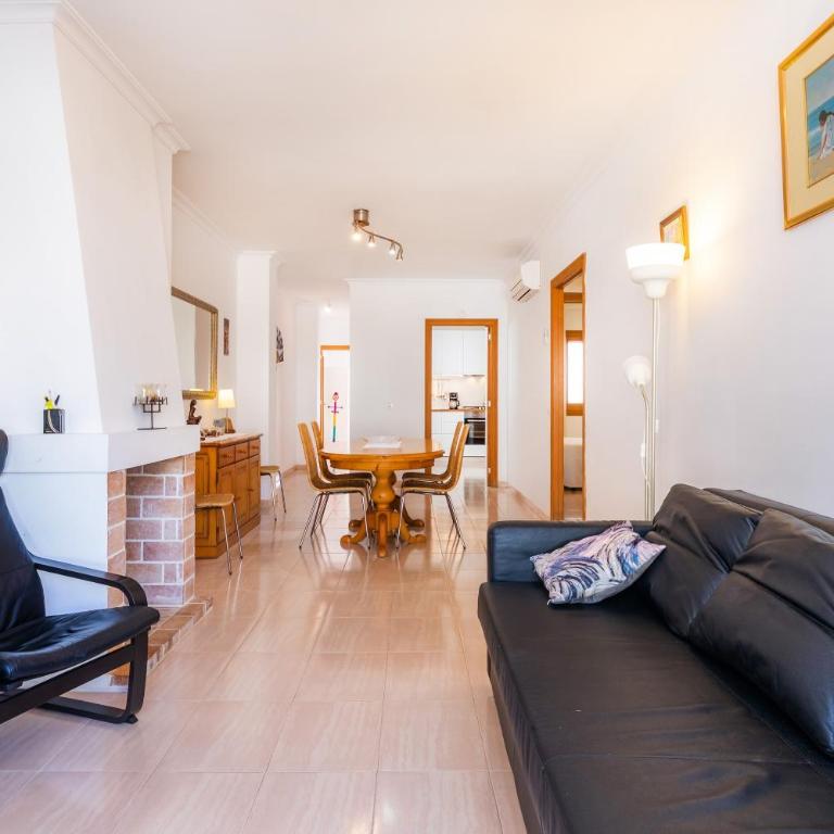 Can Miquel - Three-Bedroom House - 8