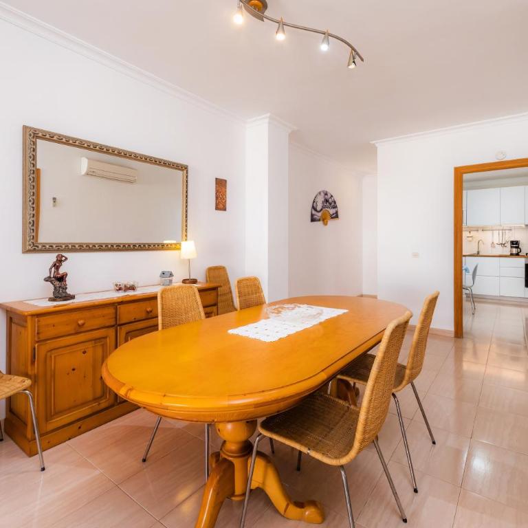 Can Miquel - Three-Bedroom House - 11