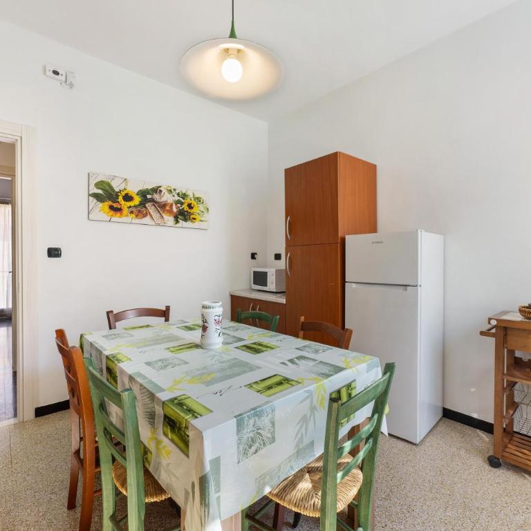 Holiday Flats Cinque Terre - Appartamento Premium con 3 Camere da Letto e Balcone - 8