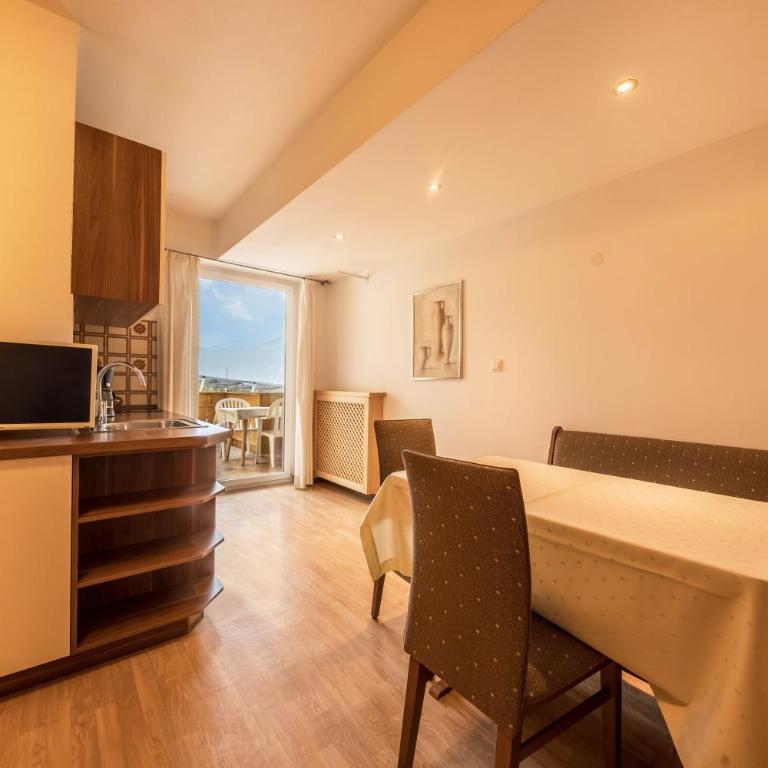 Residence Kronstein - Fewo 2 - Appartement 1 Chambre Supérieur avec Balcon - 3