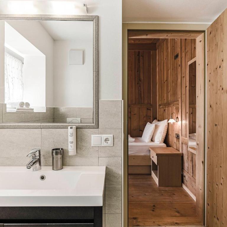 Villa Martiner Apartments Emilia - Appartamento con 3 Camere da Letto e Vista Montagna - 13