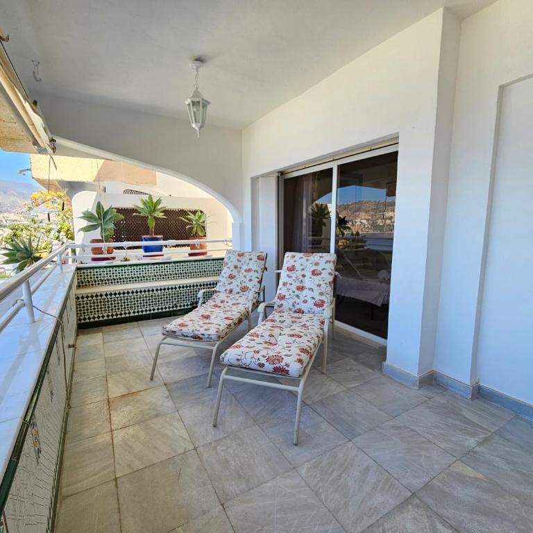 Apartamento Las Terrazas - Three-Bedroom Apartment with Water View - 33