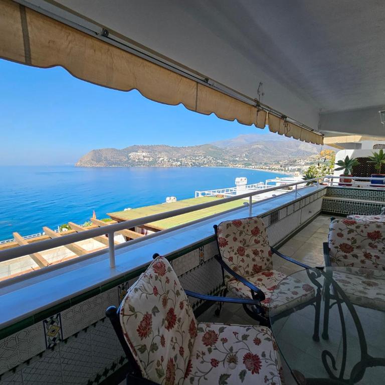 Apartamento Las Terrazas - Three-Bedroom Apartment with Water View - 28