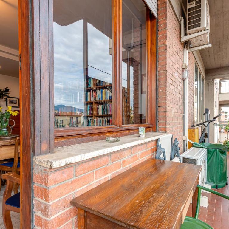 Firenze terrazza, doppio parcheggio - Two-Bedroom Deluxe Apartment with Balcony - 20