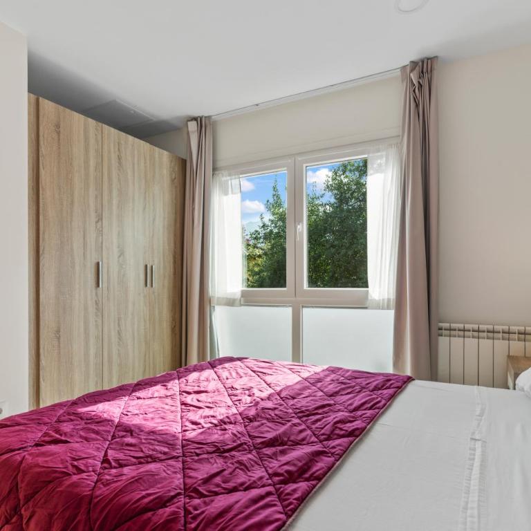 2 Plazas 3 Ballota sin jardin B - Superior One-Bedroom Apartment with Balcony - 10