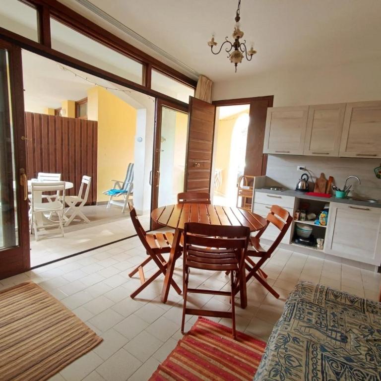App Casa Dei Pini - Bilocale - Casa con 1 Camera da Letto - 3