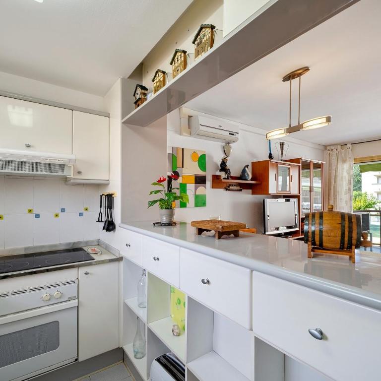 Cambrils park - Superior One-Bedroom Apartment with Balcony - 9