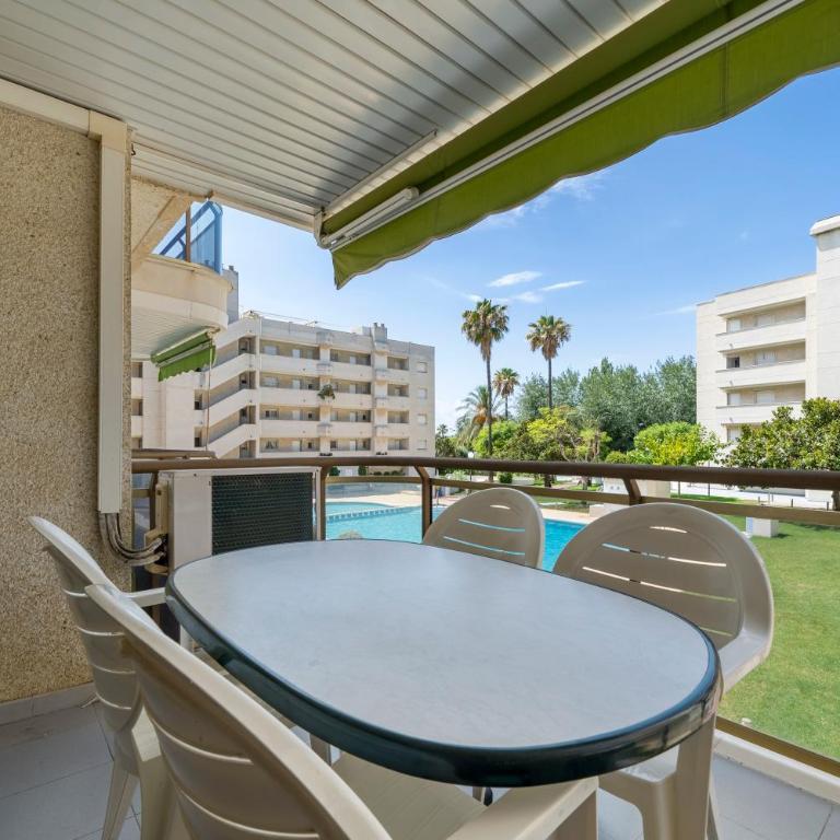 Cambrils park - Superior One-Bedroom Apartment with Balcony - 3
