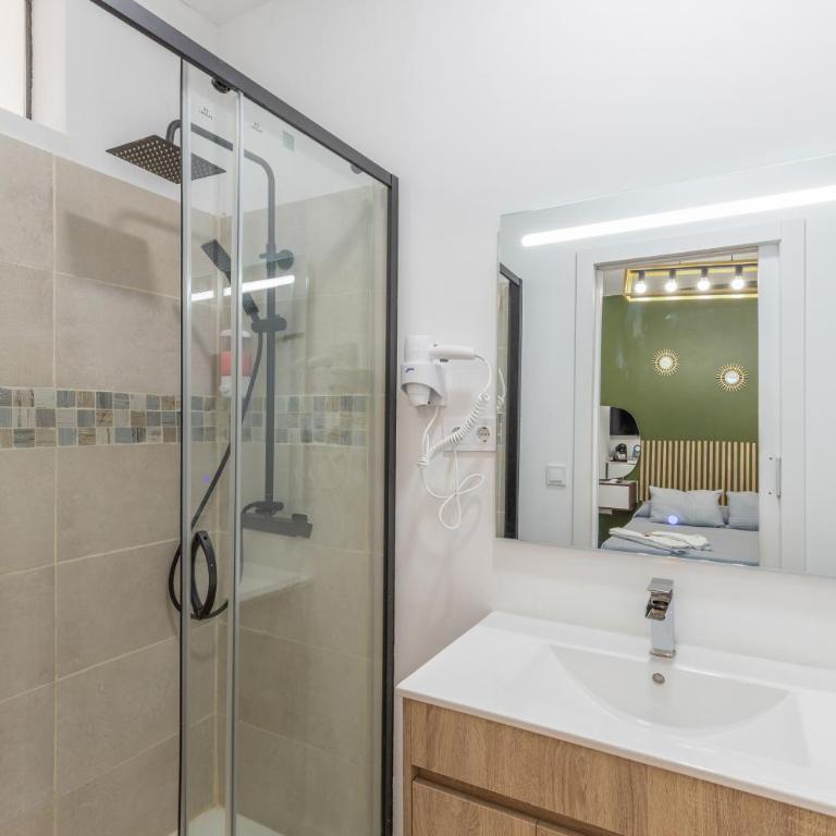 Travieso Las Palmas - Habitación Estándar - 1 cama grande - 5