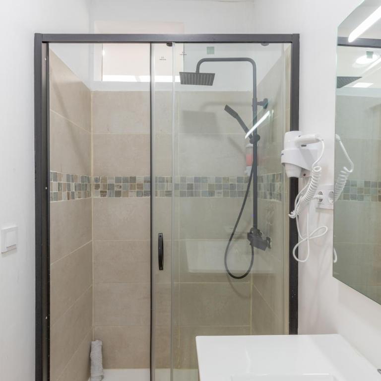 Travieso Las Palmas - Habitación Estándar - 1 cama grande - 6