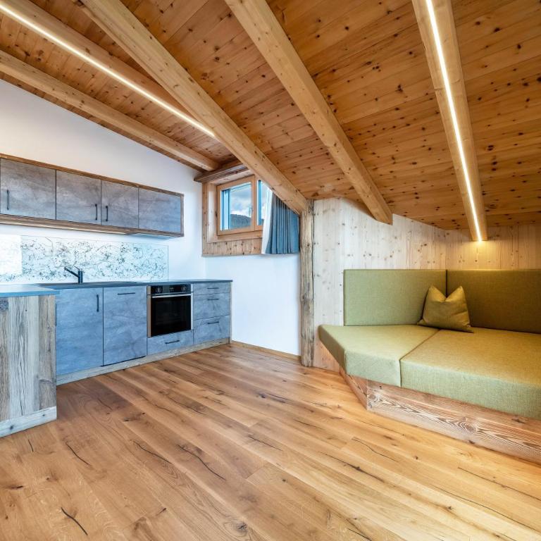 Haughof Apartement Lärchenweide - Two-Bedroom Deluxe Apartment with Garden View - 3