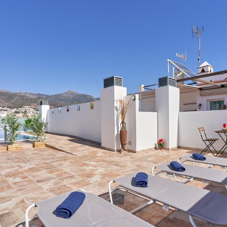 Nerja Boutique 201 Deluxe - Studio with Terrace - 24