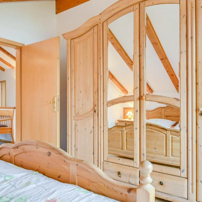 Katharinenhof Ferienwohnung Zugspitze (5) - Deluxe Apartment mit Balkon und 2 Schlafzimmern - 8