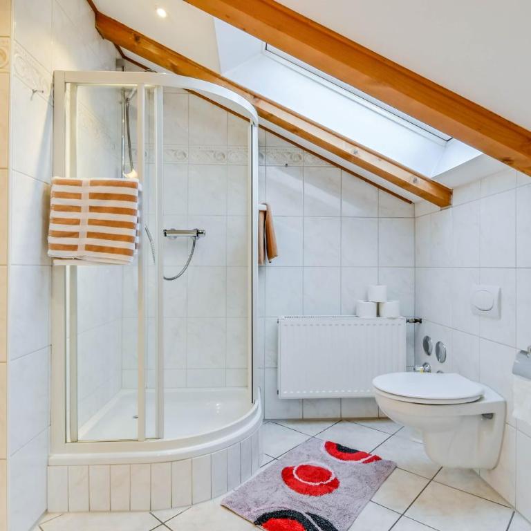 Katharinenhof Ferienwohnung Zugspitze (5) - Deluxe Apartment mit Balkon und 2 Schlafzimmern - 13