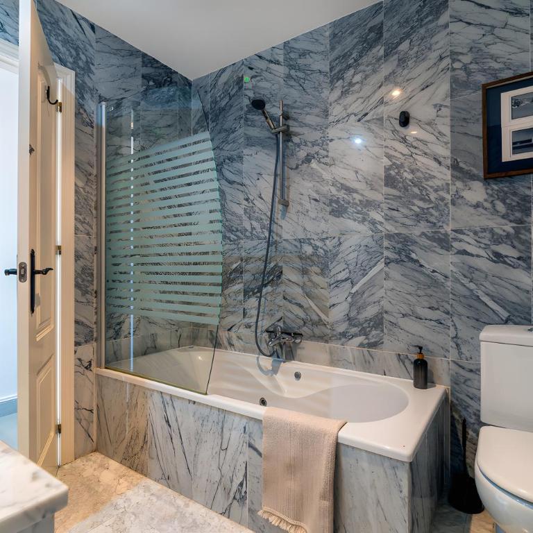 Luci by The Sea - Two-Bedroom Deluxe Apartment with Ocean View - 19