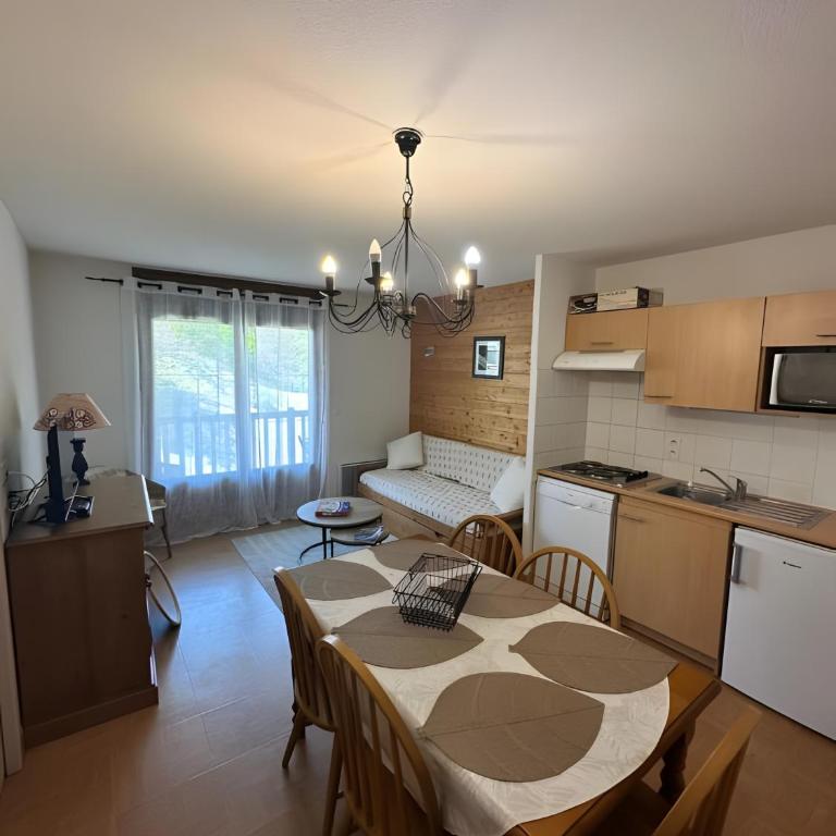 Les evettes 4-6 couchages - Appartement 3 Chambres Premium avec Balcon - 2