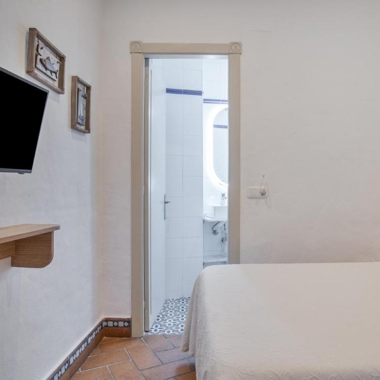 Hostal Santa Catalina - Habitación Individual Estándar con ducha - 5