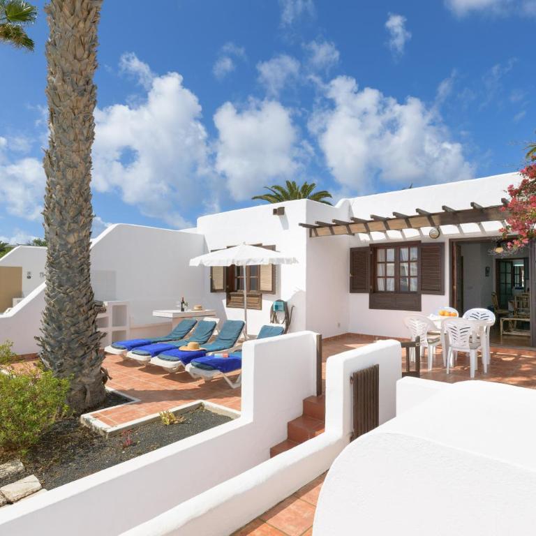 Puerto Chico 7 - Two-Bedroom Deluxe Apartment with Ocean View - 6