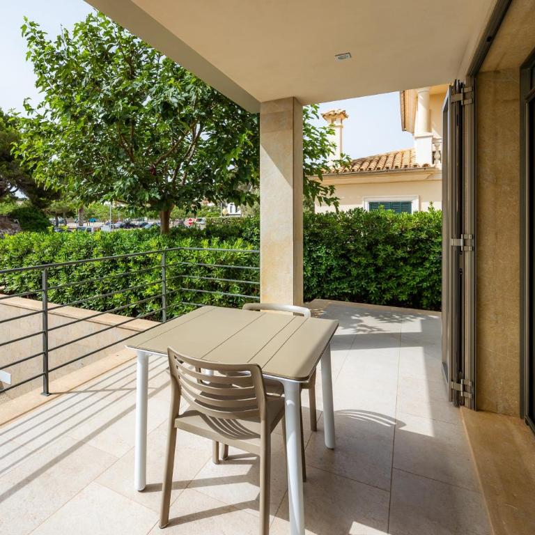Casa Juan - Three-Bedroom House - 24