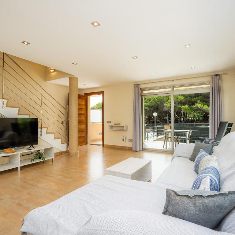 Casa Juan - Three-Bedroom House - 6