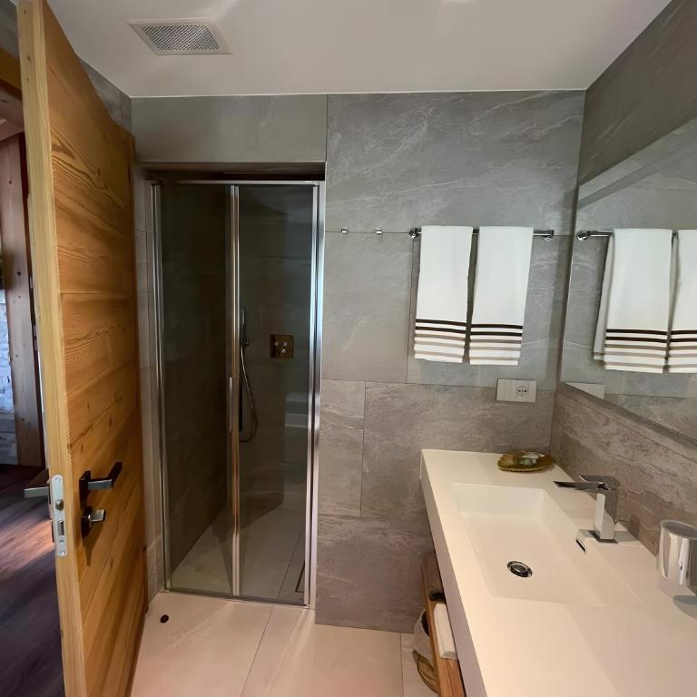 Chalet Imbosc'chè 5 rooms Bnb - Camera Queen Standard - 9