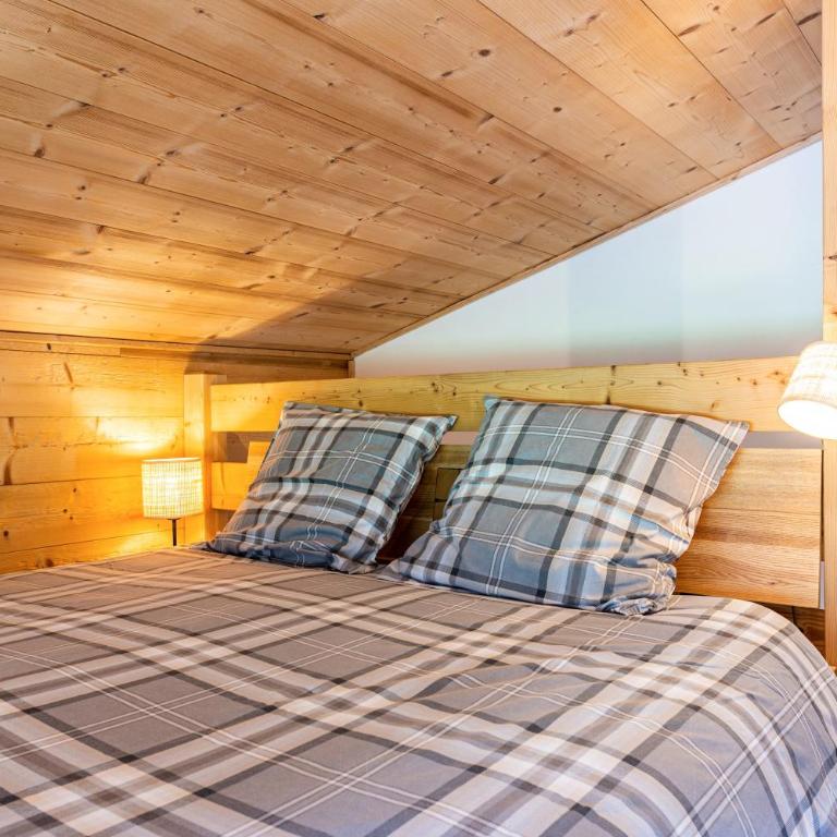 Appartement Les Genevriers - Deluxe Apartment mit Balkon und 2 Schlafzimmern - 18
