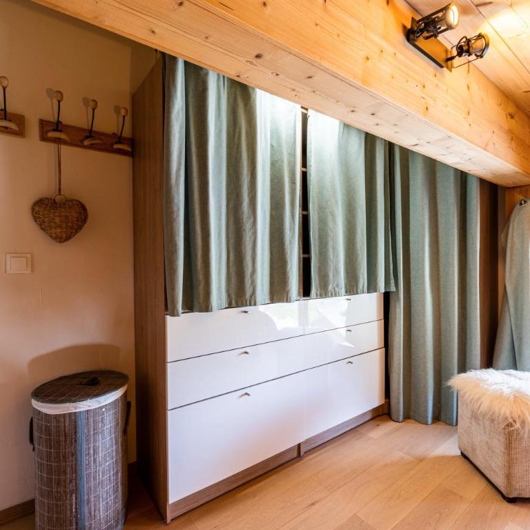 Appartement Les Genevriers - Deluxe Apartment mit Balkon und 2 Schlafzimmern - 21