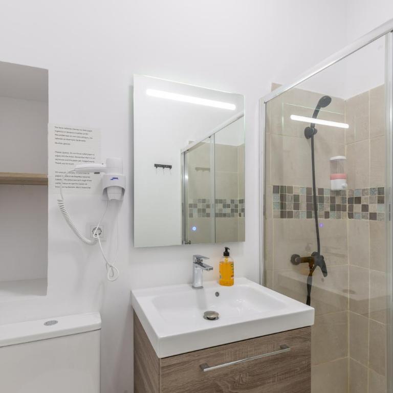 Travieso Las Palmas - Habitación Estándar - 1 cama grande - 5