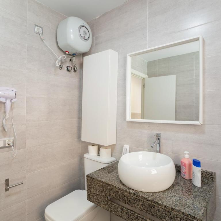 El Nido de los Ángeles - Apartamento con ducha - 14
