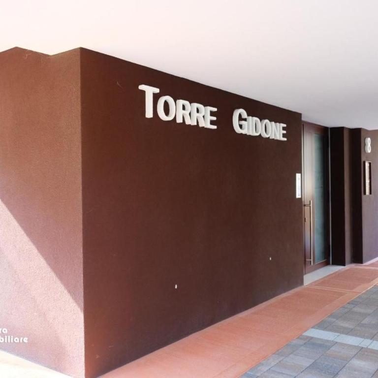 Torre Gidone 2 - Two-Bedroom Deluxe Apartment with Ocean View - 4