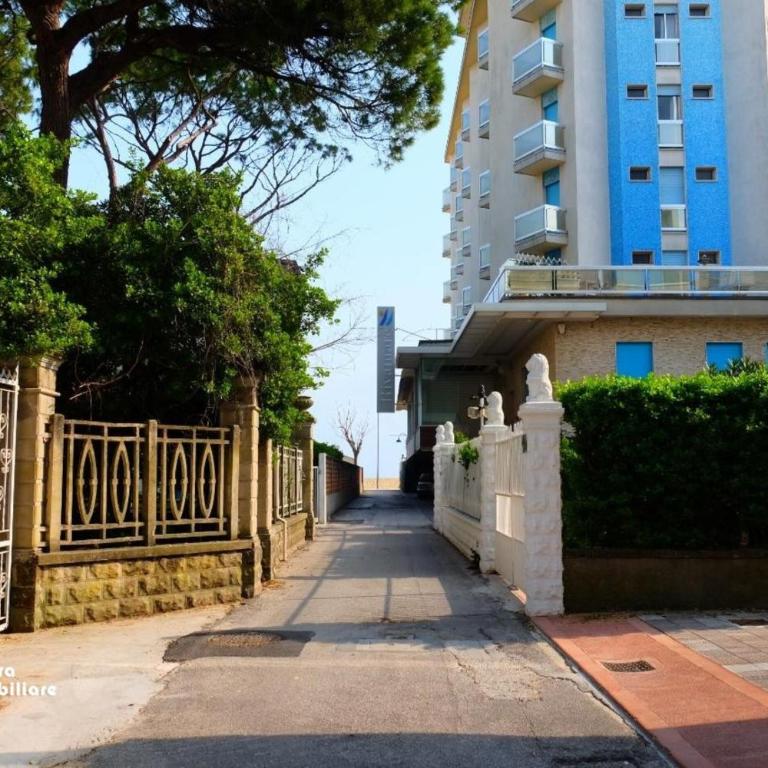Torre Gidone 2 - Two-Bedroom Deluxe Apartment with Ocean View - 3