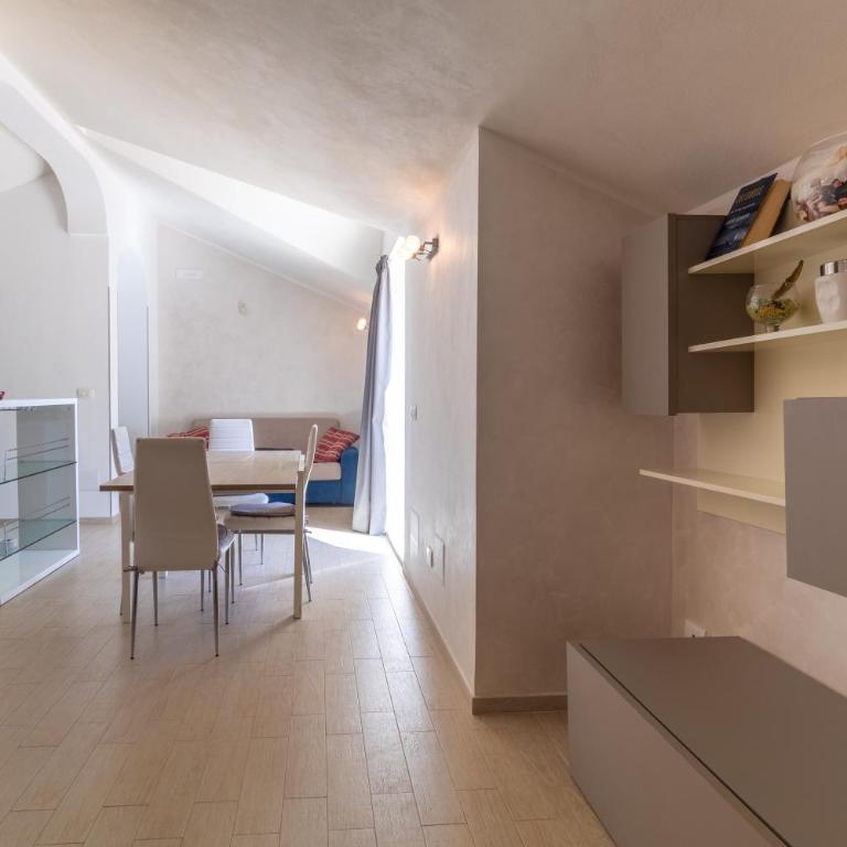 Saija Attico - Premium Apartment mit 3 Schlafzimmern und Balkon - 4