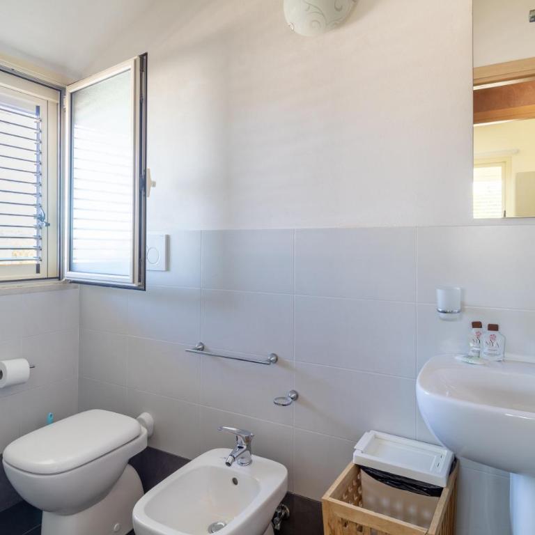 Saija Attico - Premium Apartment mit 3 Schlafzimmern und Balkon - 20