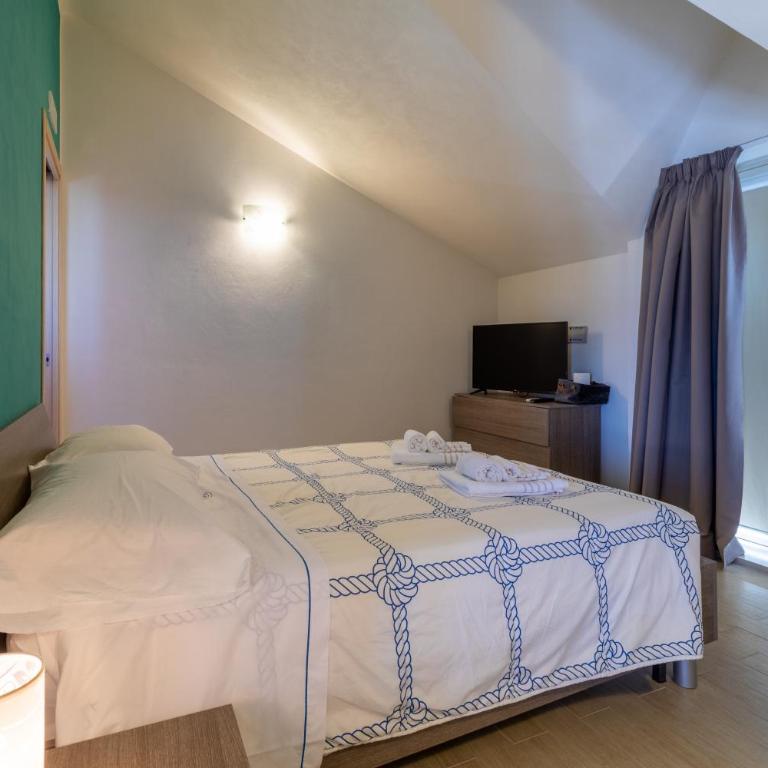 Saija Attico - Premium Apartment mit 3 Schlafzimmern und Balkon - 9