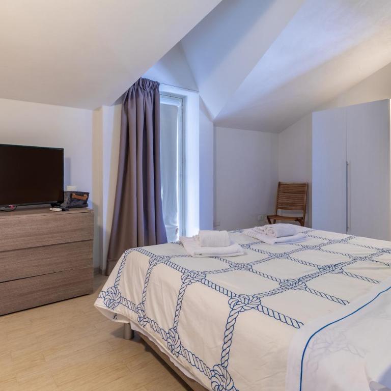 Saija Attico - Premium Apartment mit 3 Schlafzimmern und Balkon - 12