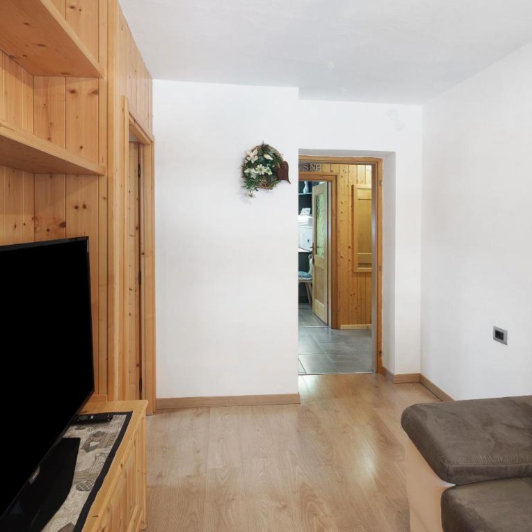 Appartamento Primavera 3 - Appartamento Deluxe con 2 Camere da Letto e Vista Giardino - 12