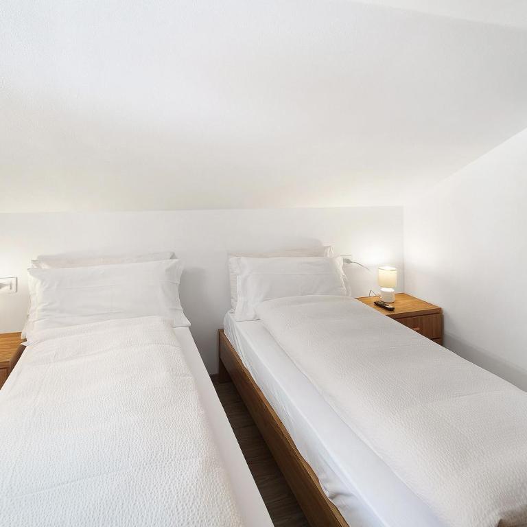 Appartamento Primavera 3 - Appartamento Deluxe con 2 Camere da Letto e Vista Giardino - 17