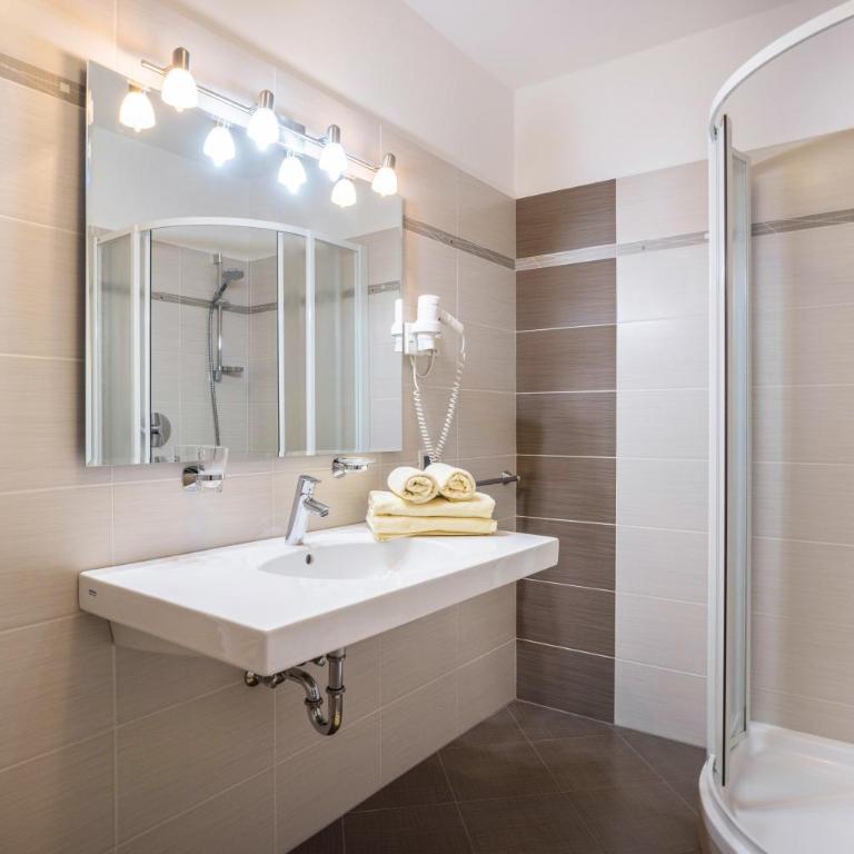 Runcac Apt Corn - Appartamento Superior con 1 Camera da Letto e Balcone - 3