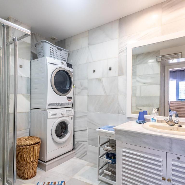 Comfortable Yacht Club Apartment - Apartamento Superior de 1 dormitorio con balcón - 16