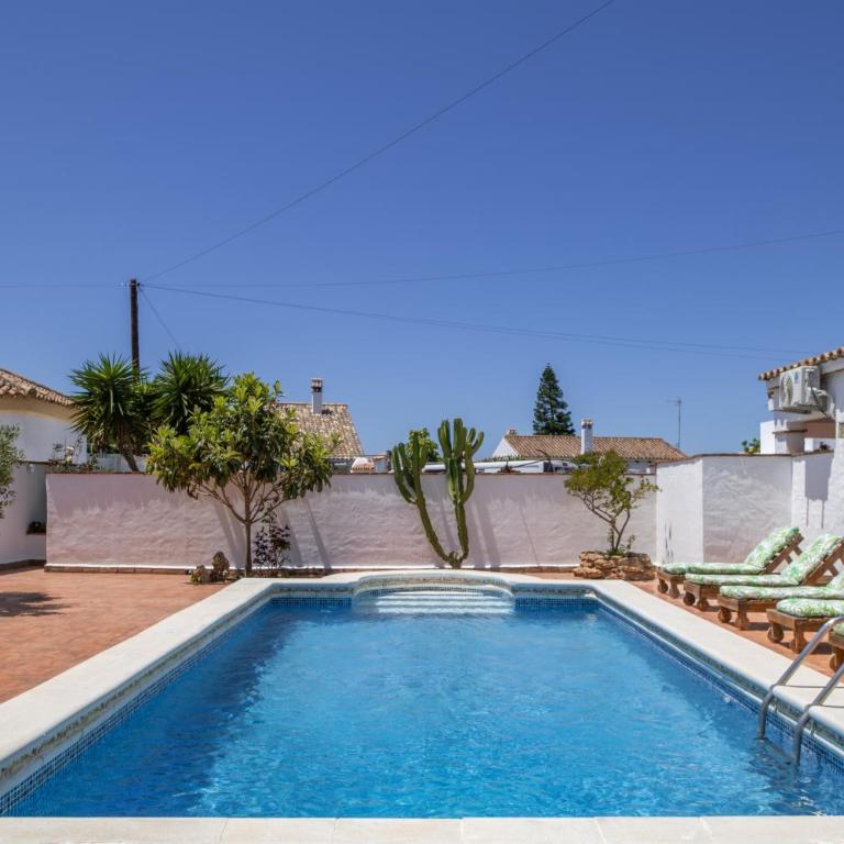 Villa Mayo con piscina privada - Apartamento Superior con balcón - 32